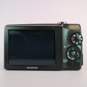 Fujifilm Digital Camera FinePix F480 8.2MP Black Tested Full Working Set