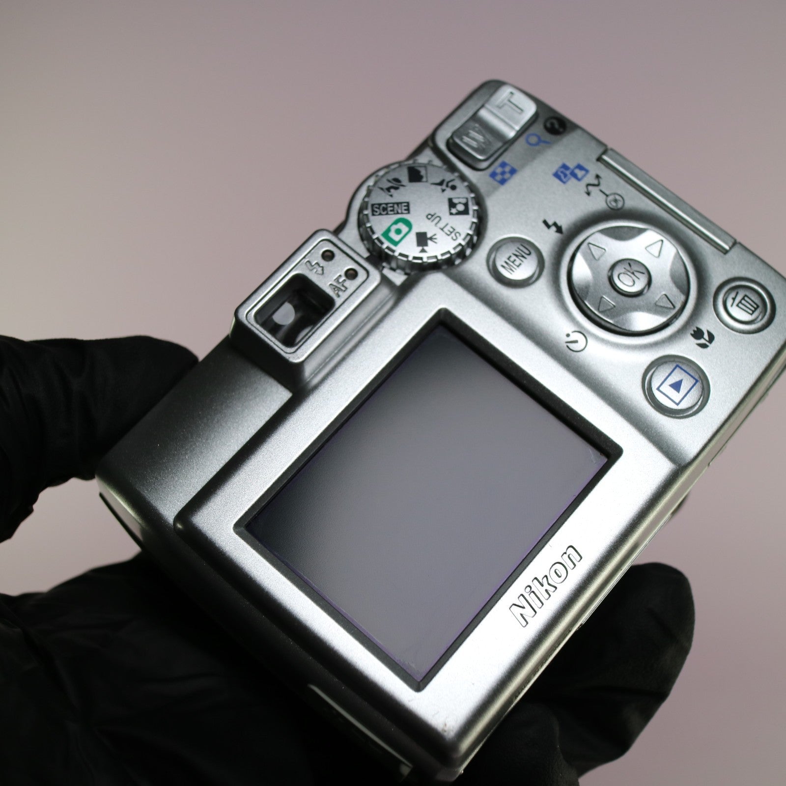 Nikon Digital Camera Coolpix 5600 5.1MP Silver Tested