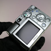 Nikon Digital Camera Coolpix 5600 5.1MP Silver Tested