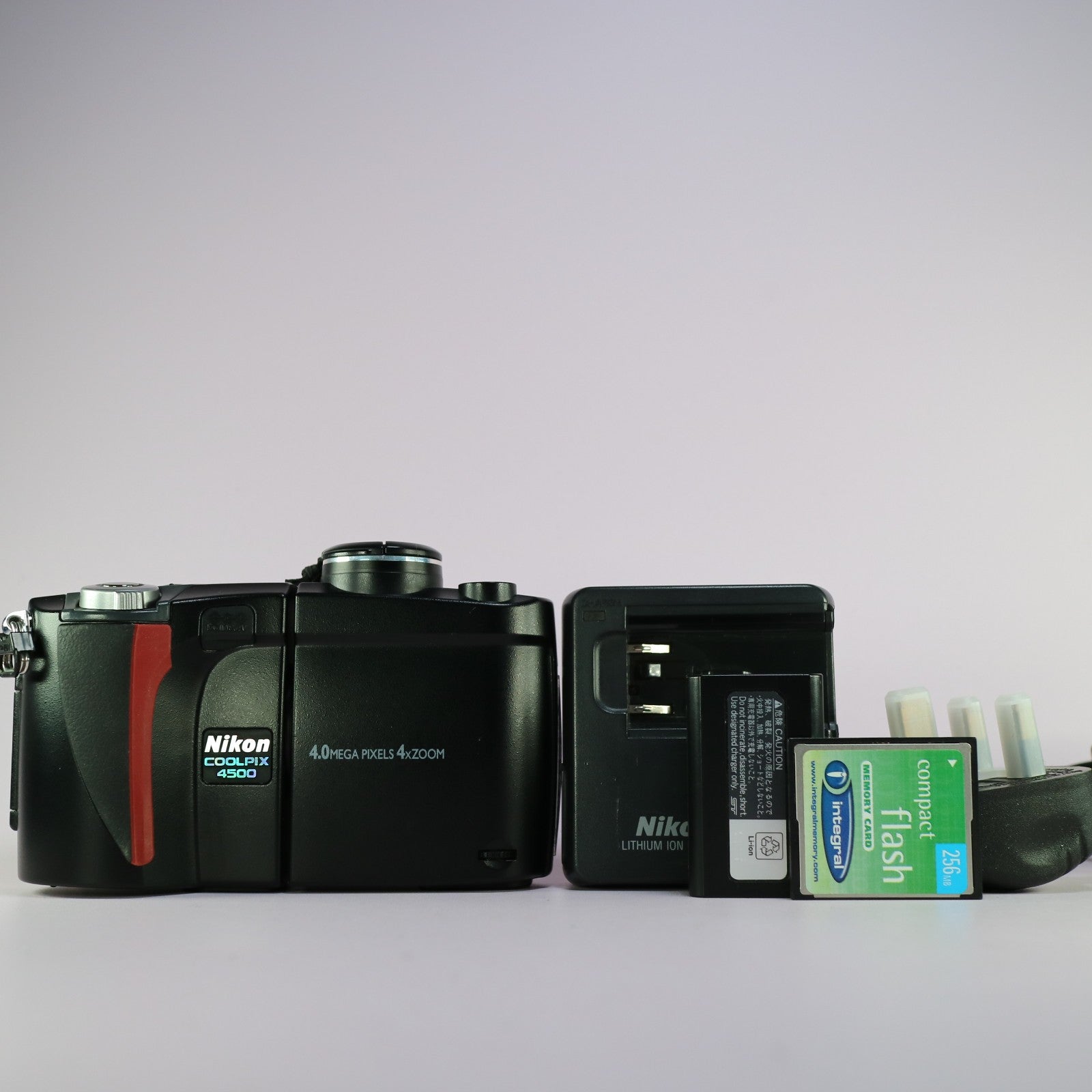 Nikon Digital Camera Coolpix 4500 4.0MP Black Tested Full Working Set