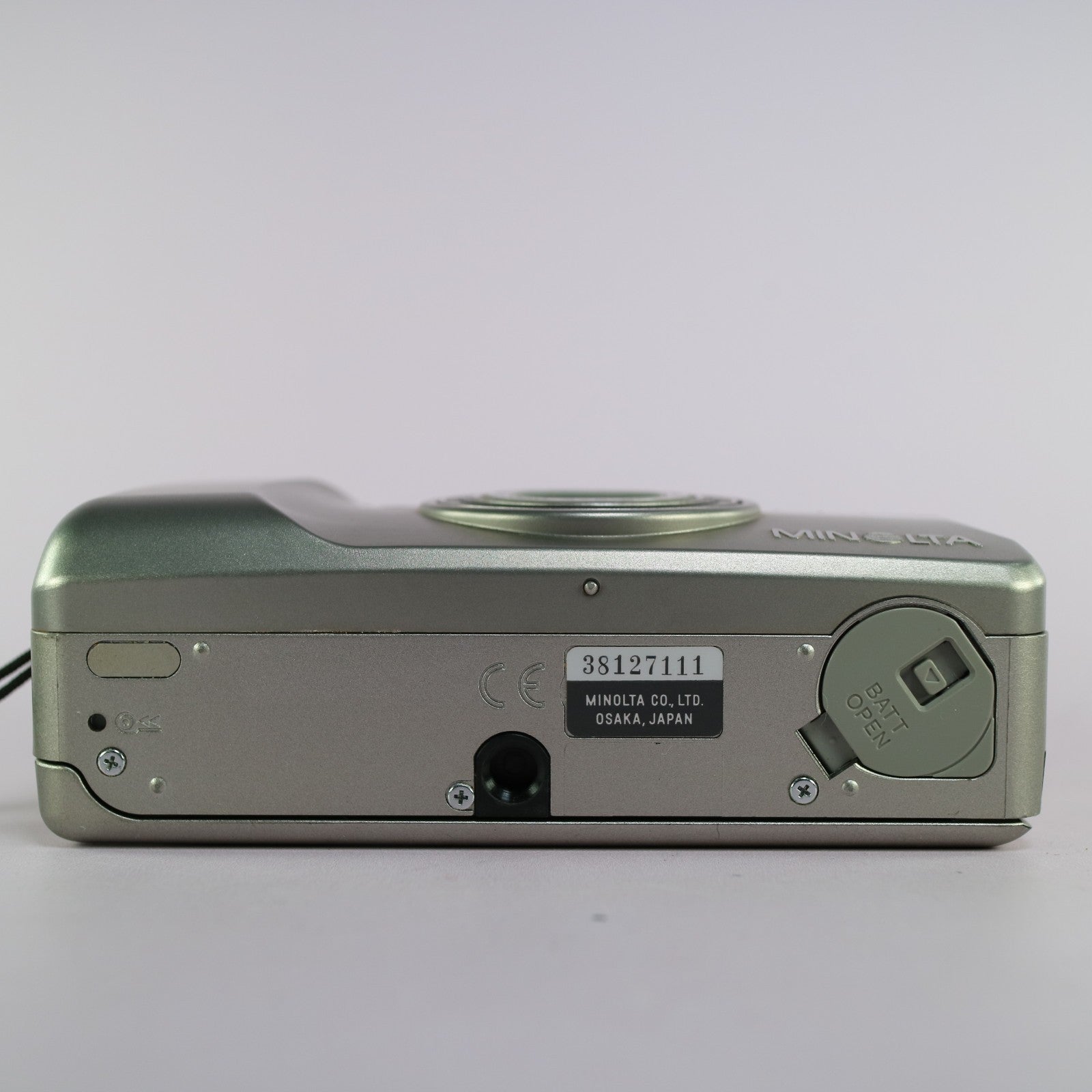 Minolta Riva Zoom 115 35mm Film Point and Shoot Camera Silver Tested