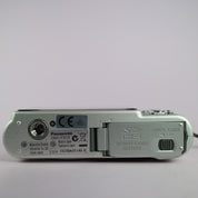 Panasonic Digital Camera Lumix DMC-FX10 6.0MP Silver Tested Full Working Set
