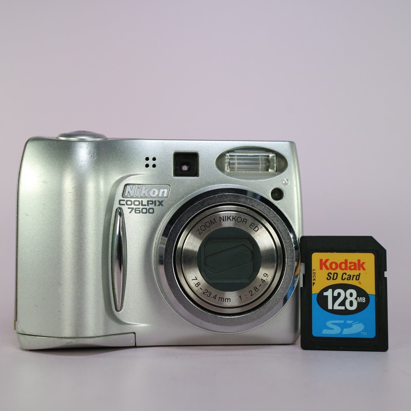 Nikon Digital Camera Coolpix 7600 7.1MP Silver Tested
