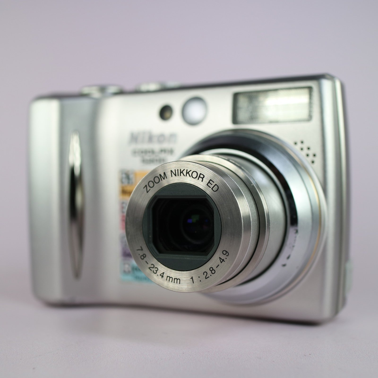 Nikon Digital Camera Coolpix 5200 5.1MP Silver Tested