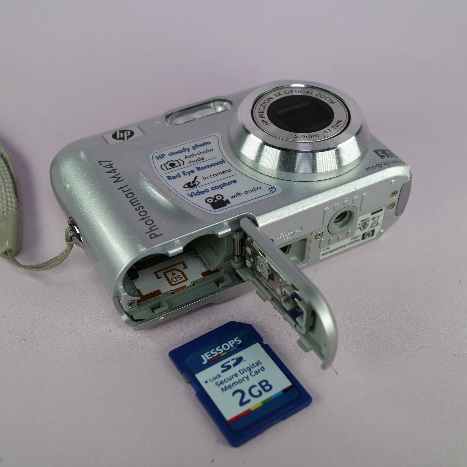 HP Photosmart M447 5.0MP Compact Digital Camera Silver Tested