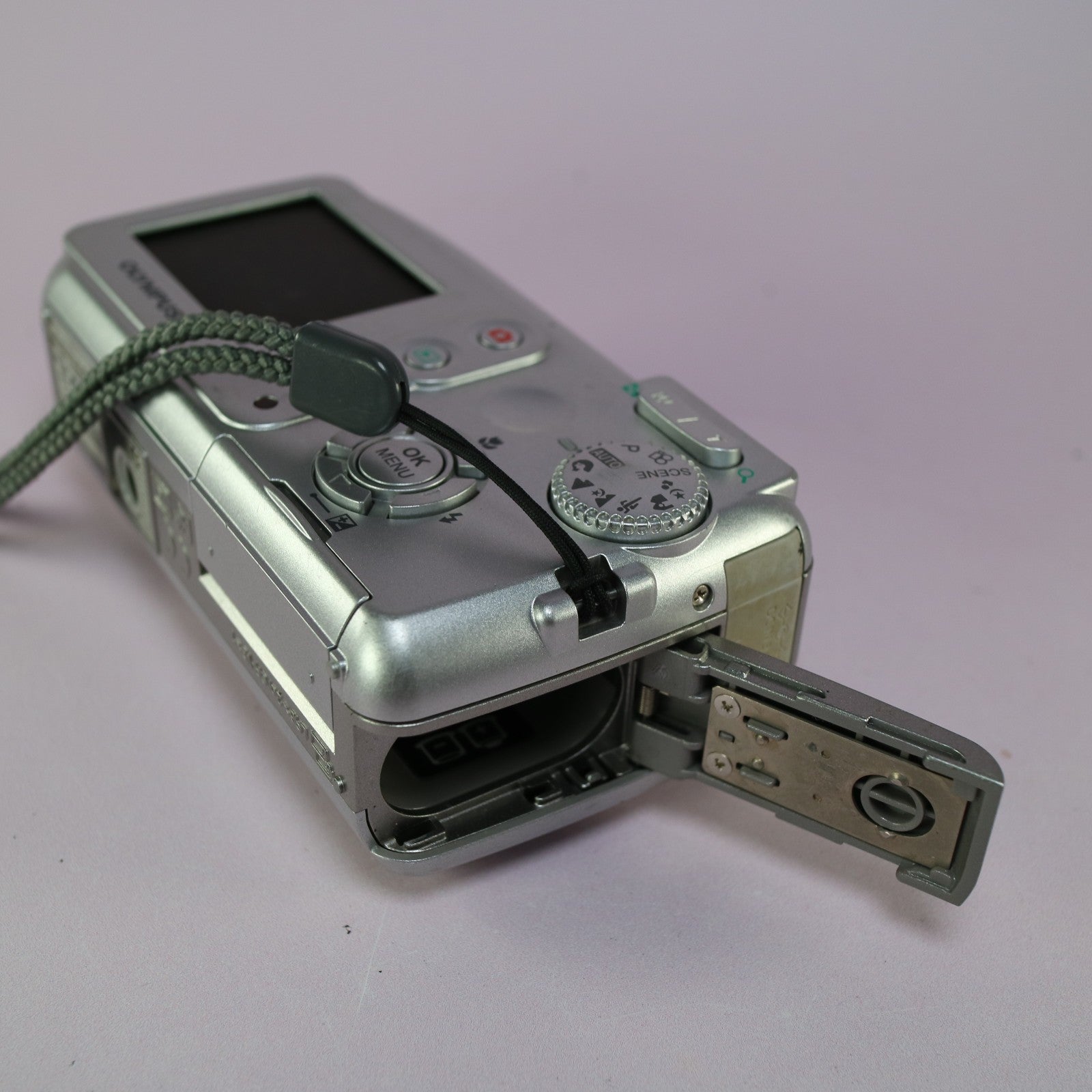 Olympus Digital Camera Camedia C-480 Zoom 4.0MP Silver Tested