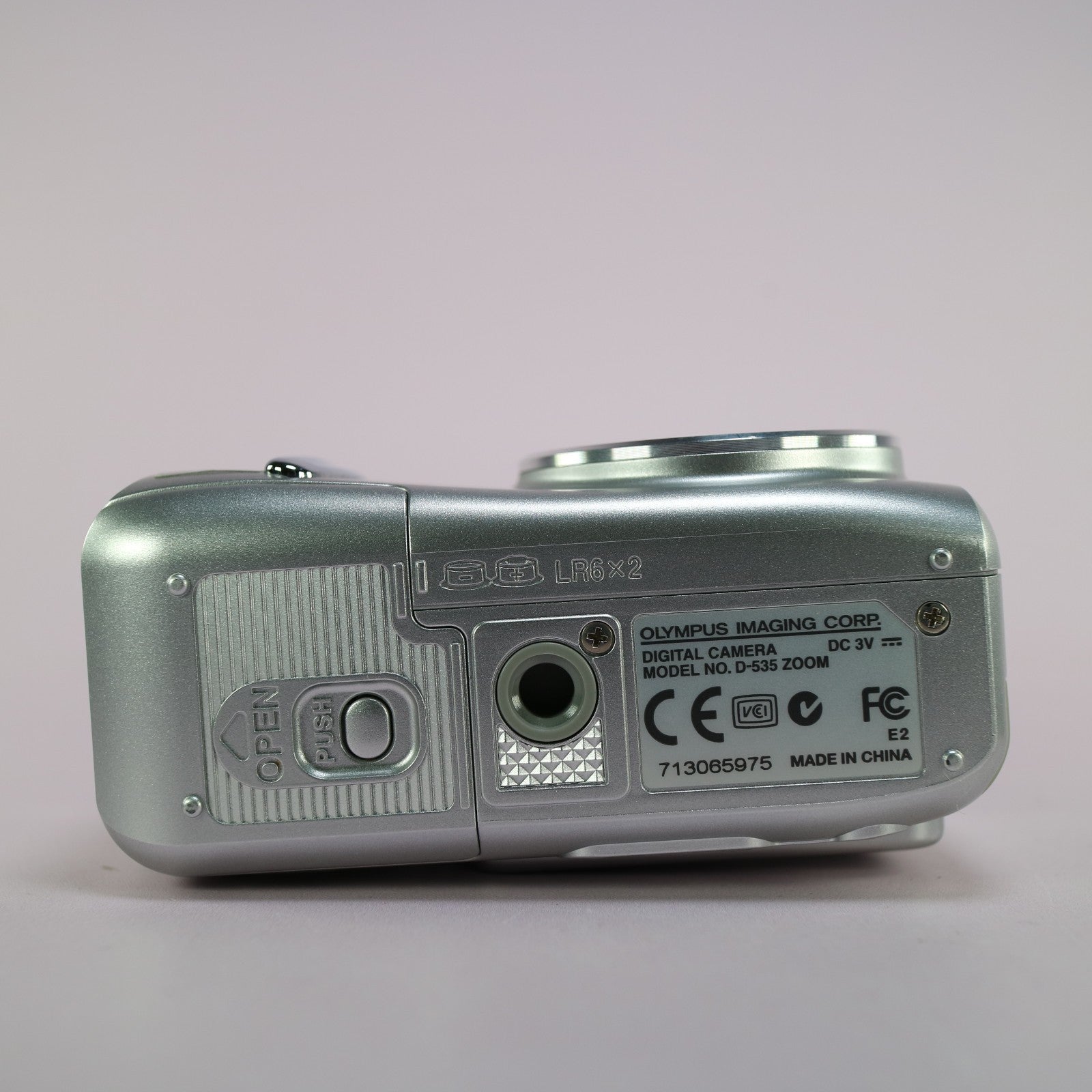 Olympus Digital Camera Camedia D-535 Zoom 3.2MP Silver Tested With xD Card