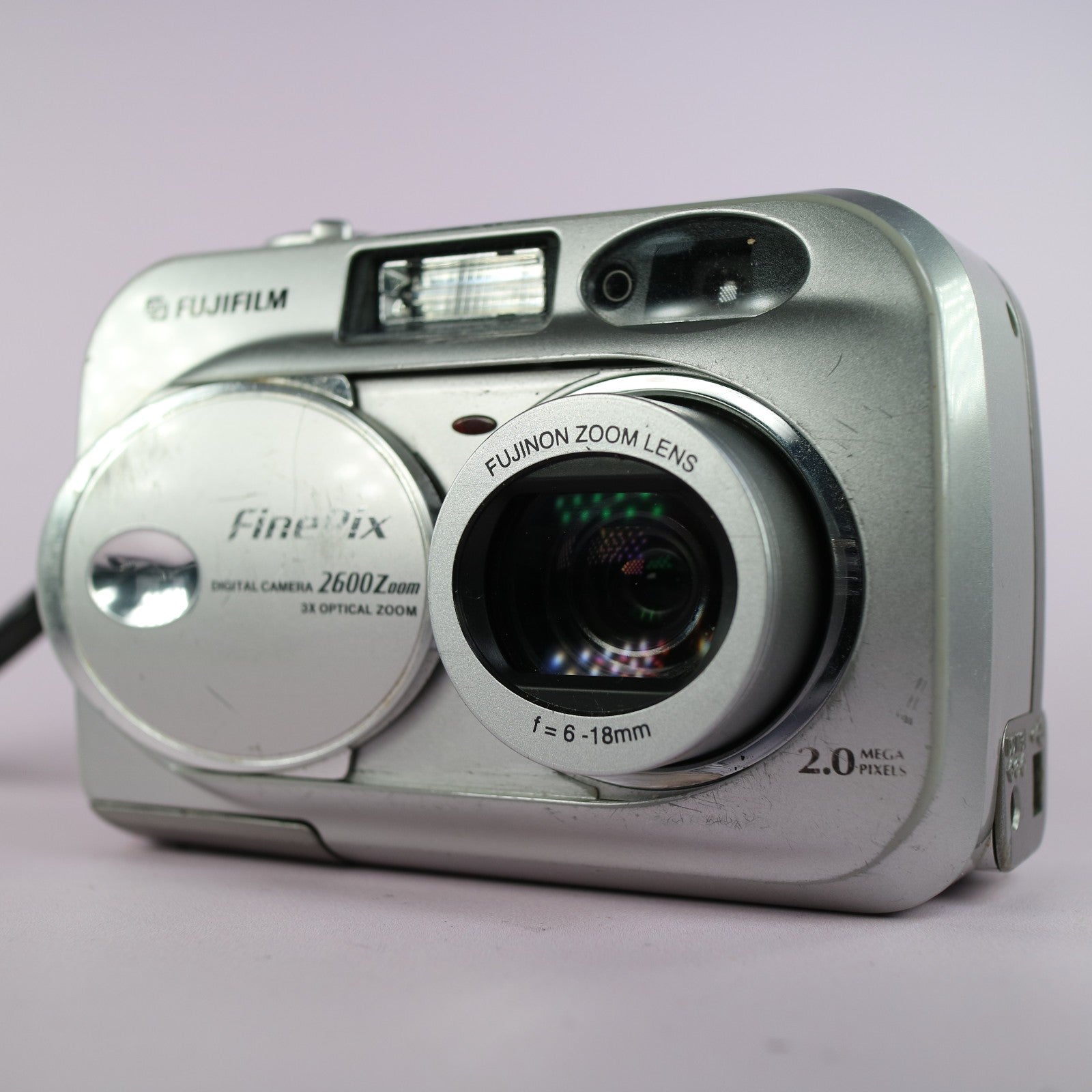 Fujifilm Digital Camera FinePix 2600 Zoom 2.0MP Silver Tested w/ Smartmedia Card