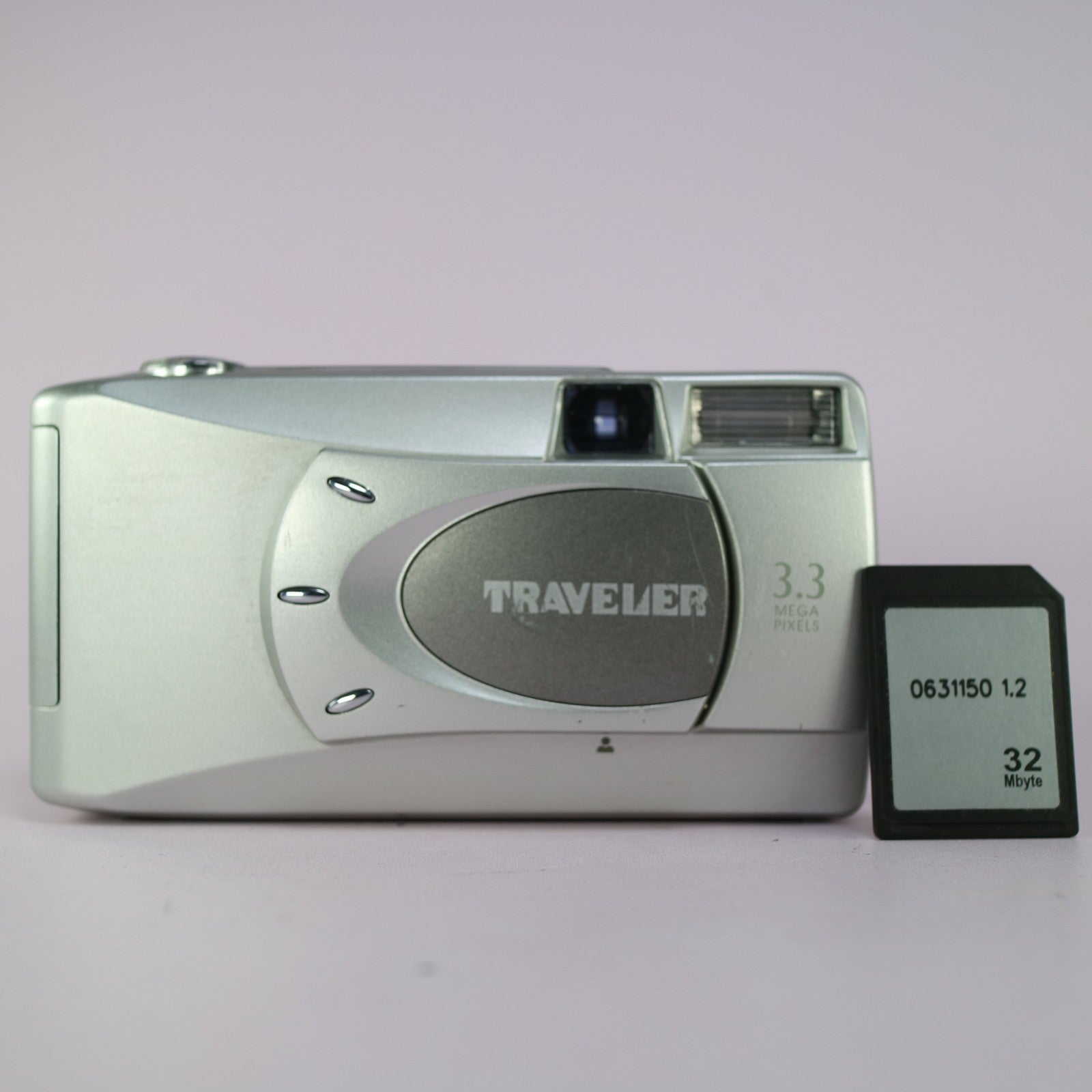 Traveler Digital Camera DC3000 3.3MP Silver Tested
