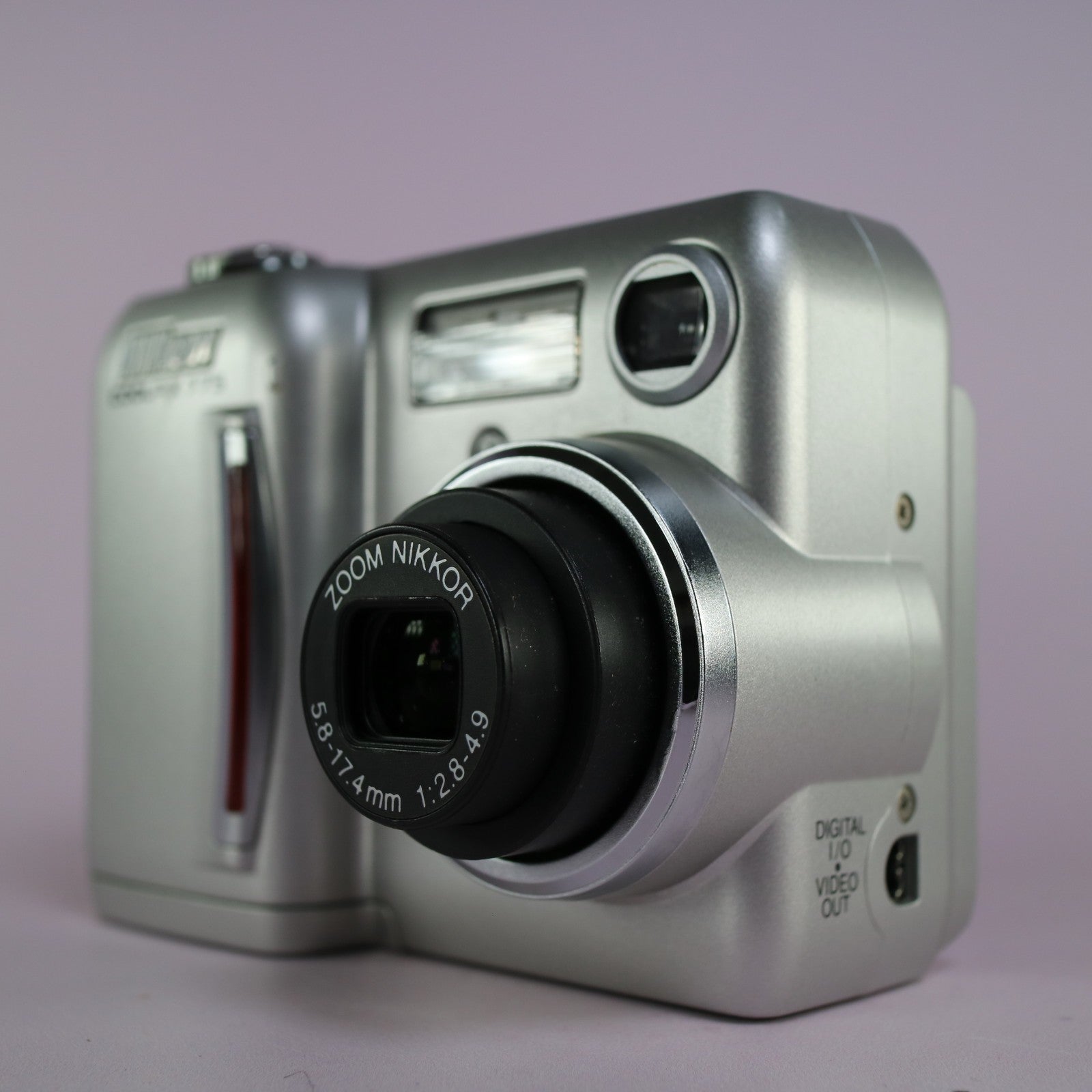Nikon Digital Camera Coolpix 775 2.1MP Silver Tested