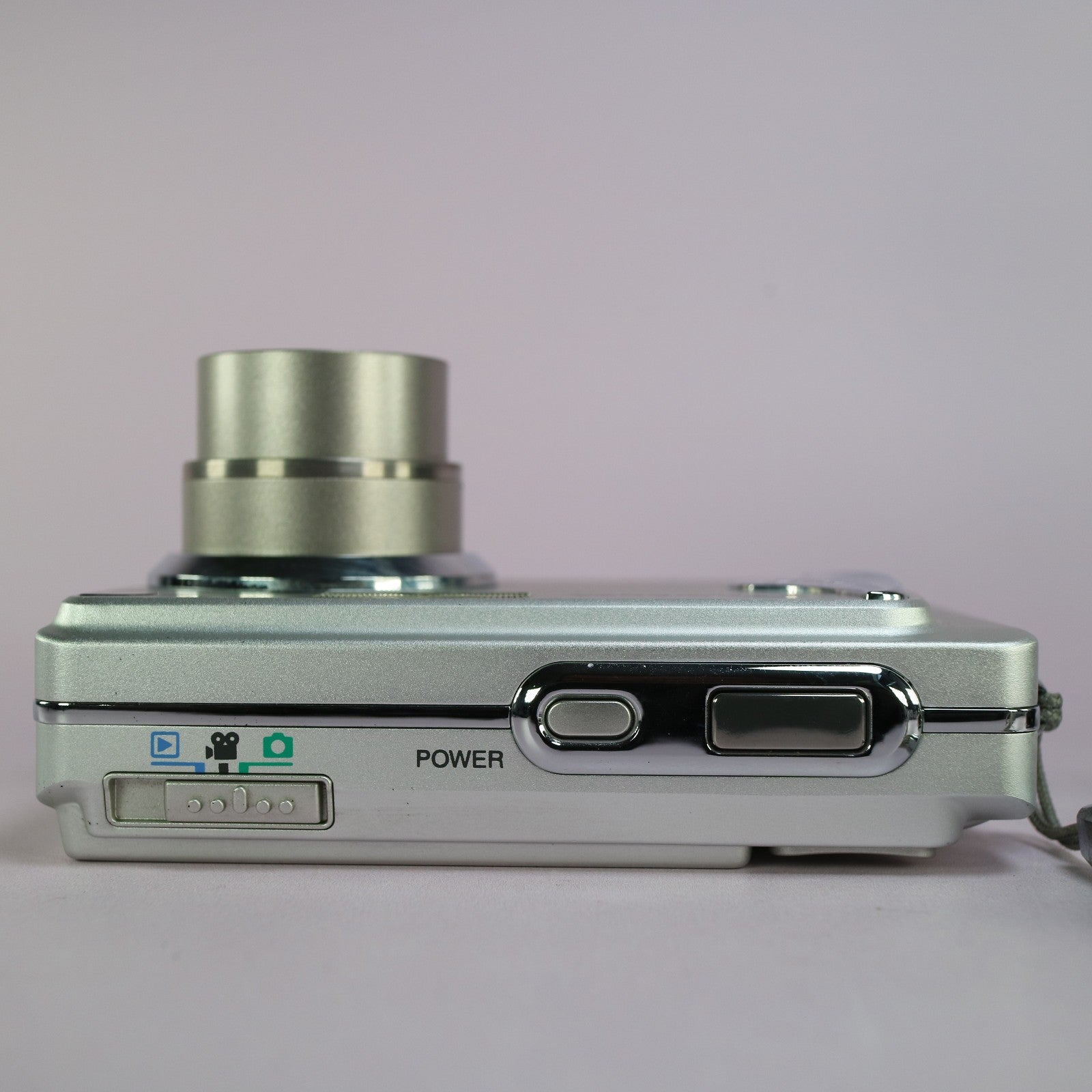 Traveler Digital Camera Slimline X5 5.2MP Silver Tested