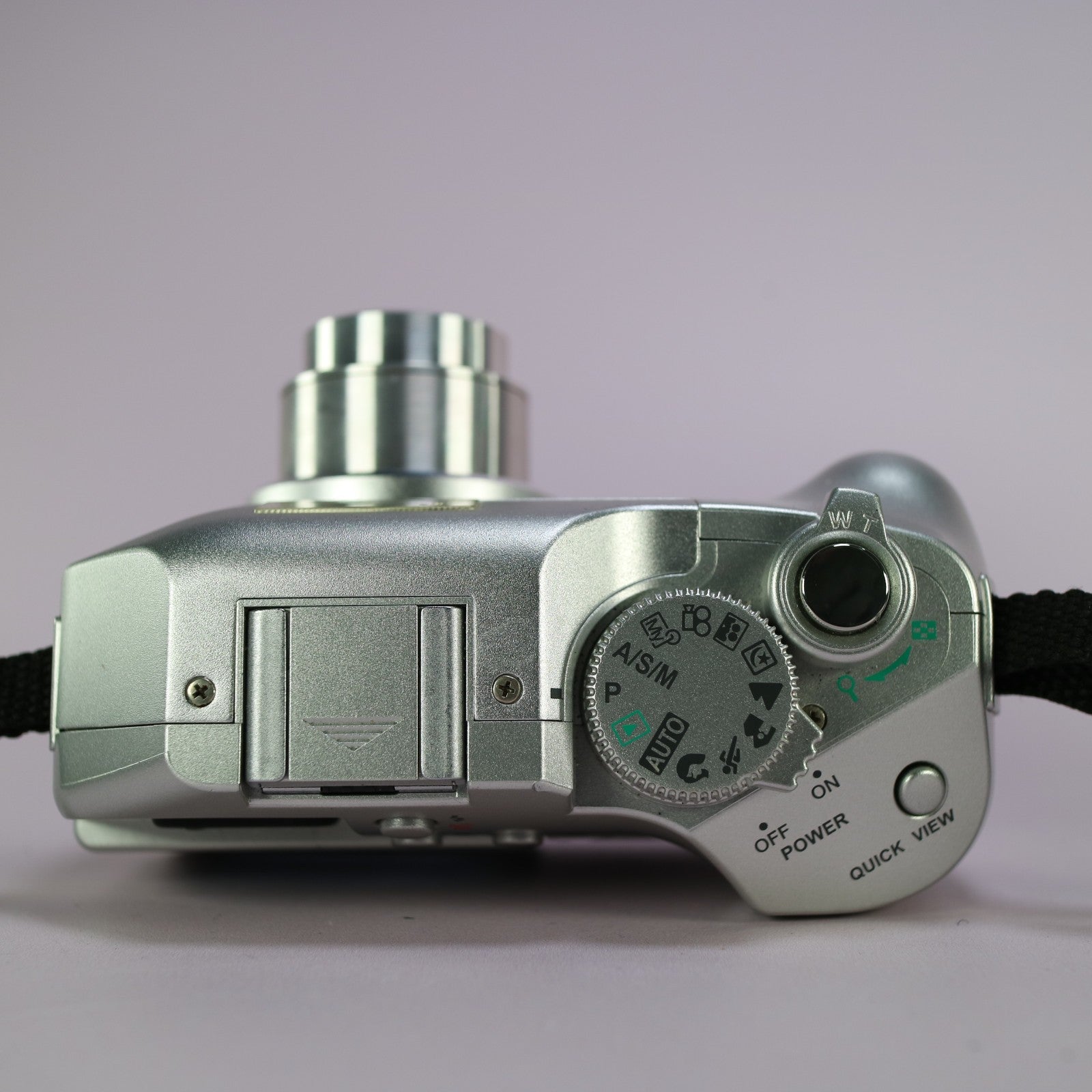 Olympus Camedia C-5000 Zoom 5.0MP Digital Camera Silver Tested Full Set