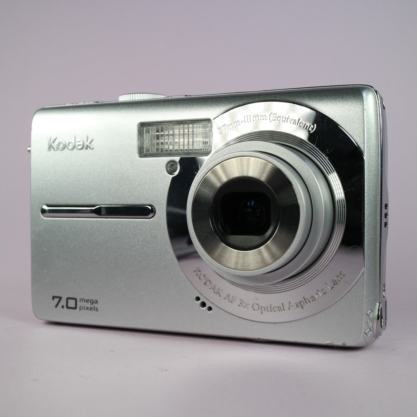 Kodak Digital Camera EasyShare M753 7.0MP Silver Tested Full Working Set
