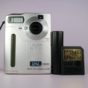 JVC GC-S5 1.5MP Compact Digital Camera Silver Tested w/ Battery and SMC