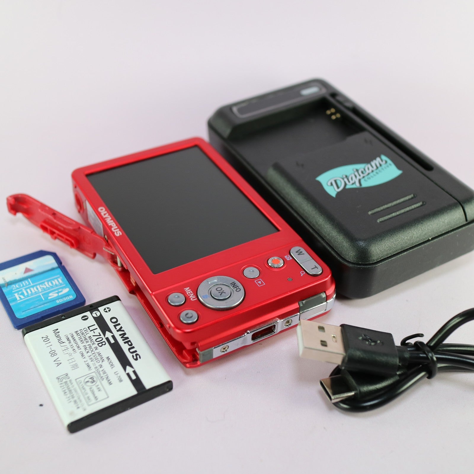 Olympus Digital Camera VG-120 14.0MP Red Tested Full Working Set