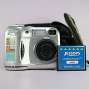 Nikon Digital Camera Coolpix 2100 2.0MP Silver Tested