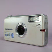 Olympus Digital Camera Camedia IR-300 5.0MP White Tested Full Set
