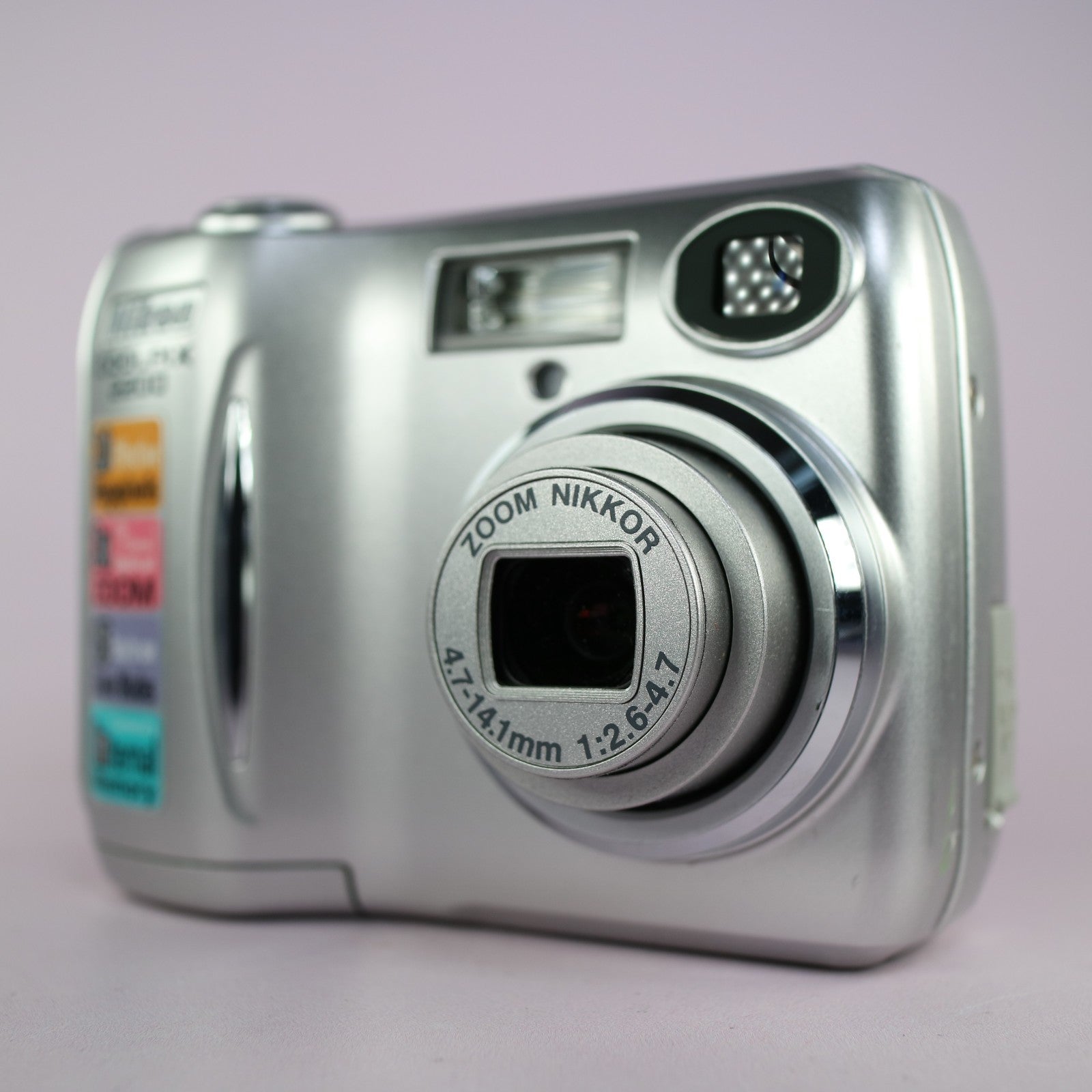 Nikon Digital Camera Coolpix 2200 2.0MP Silver Tested