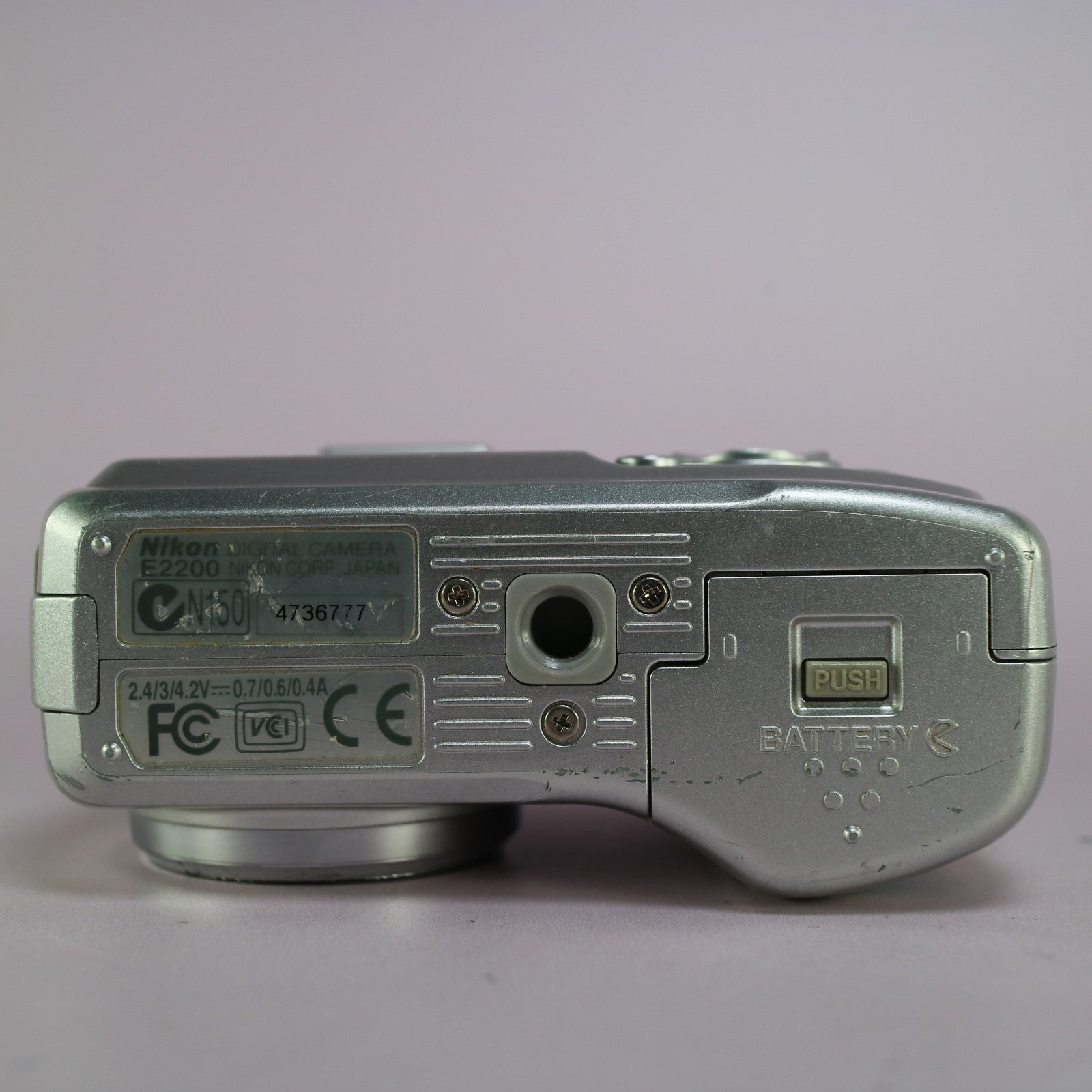 Nikon Digital Camera Coolpix 2200 2.0MP Silver Tested