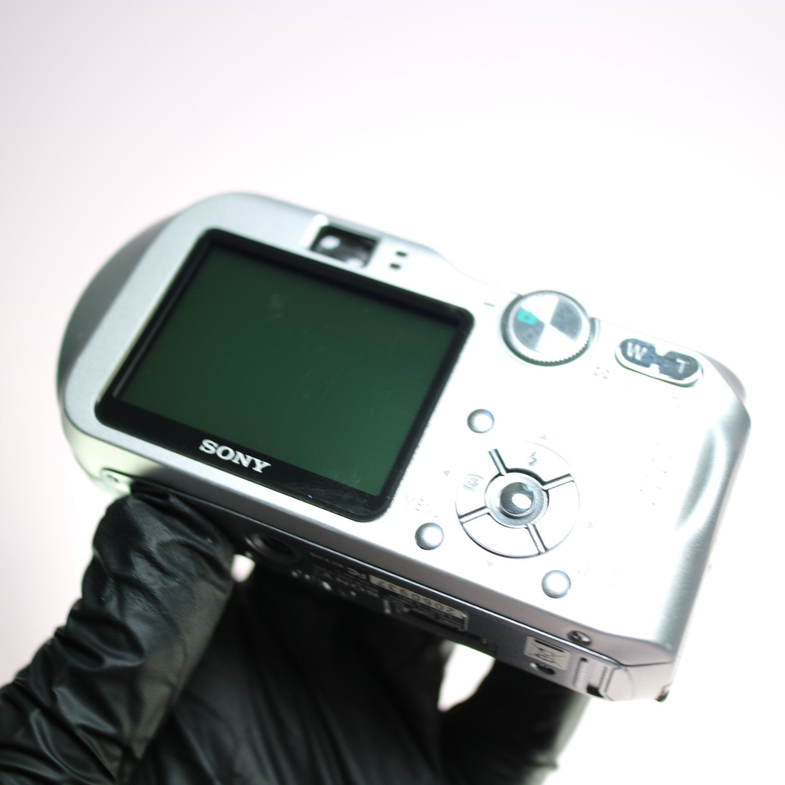 Sony Digital Camera Cybershot DSC-P200 7.2MP Silver Tested Full Set