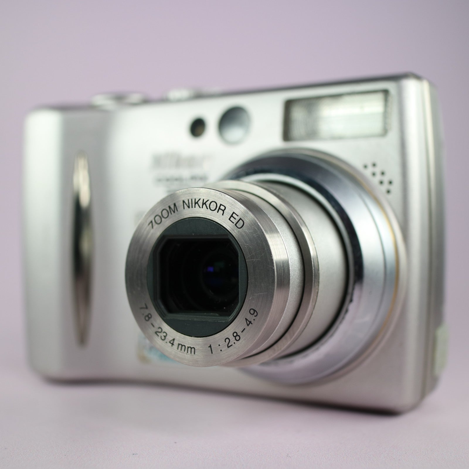 Nikon Digital Camera Coolpix 5200 5.1MP Silver Tested