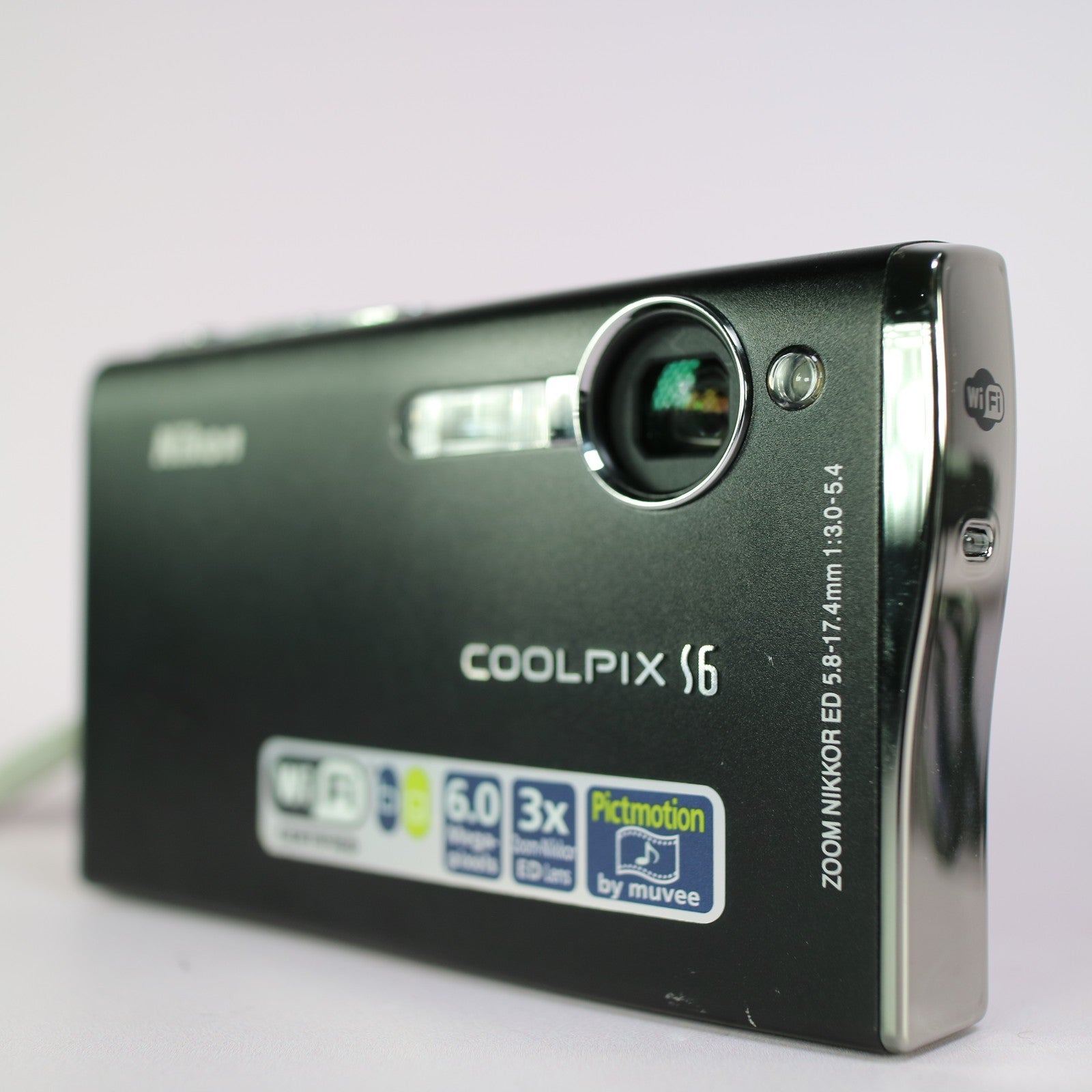 Nikon Digital Camera Coolpix S6 6.0MP WiFi Black Tested Full Working Set