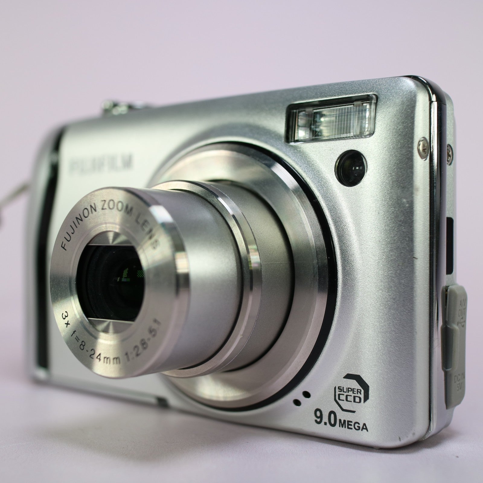 Fujifilm Digital Camera FinePix F47fd 8.3MP Silver Tested Full Working Set
