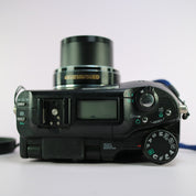 Olympus Digital Camera C-5060 Wide Zoom Flip Screen 5.1MP Black Tested