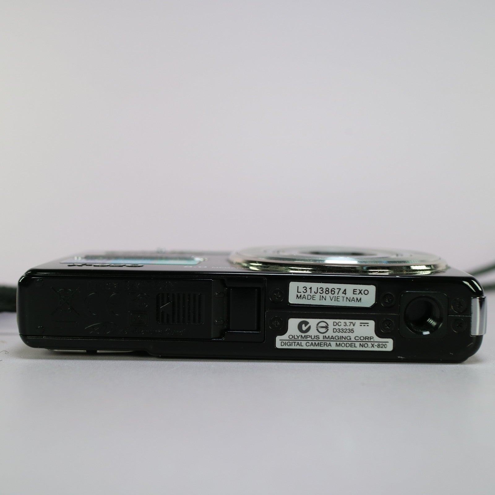 Olympus Digital Camera X-820 8.0MP Black Tested Full Set