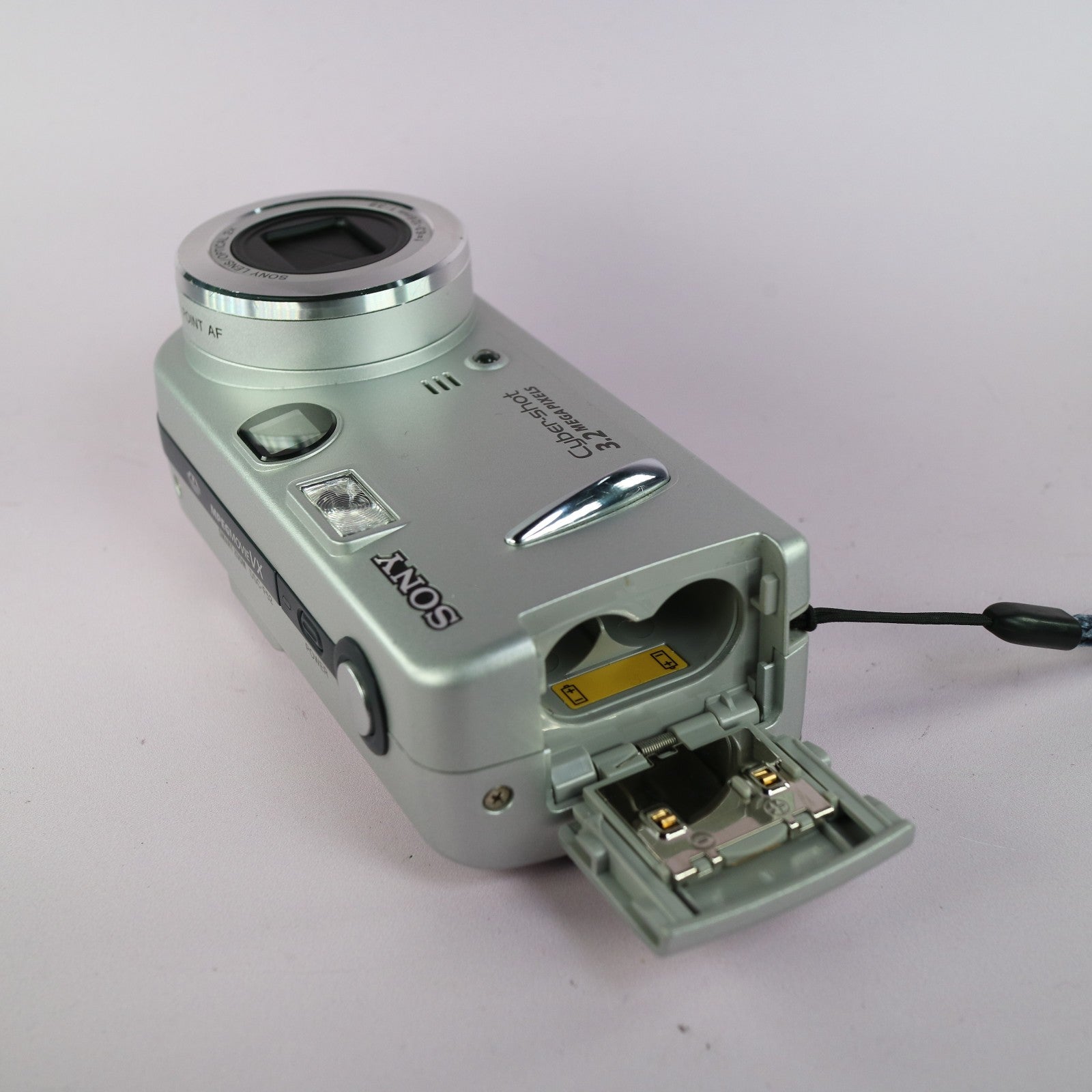 Sony Digital Camera Cybershot DSC-P52 3.2MP Silver Tested