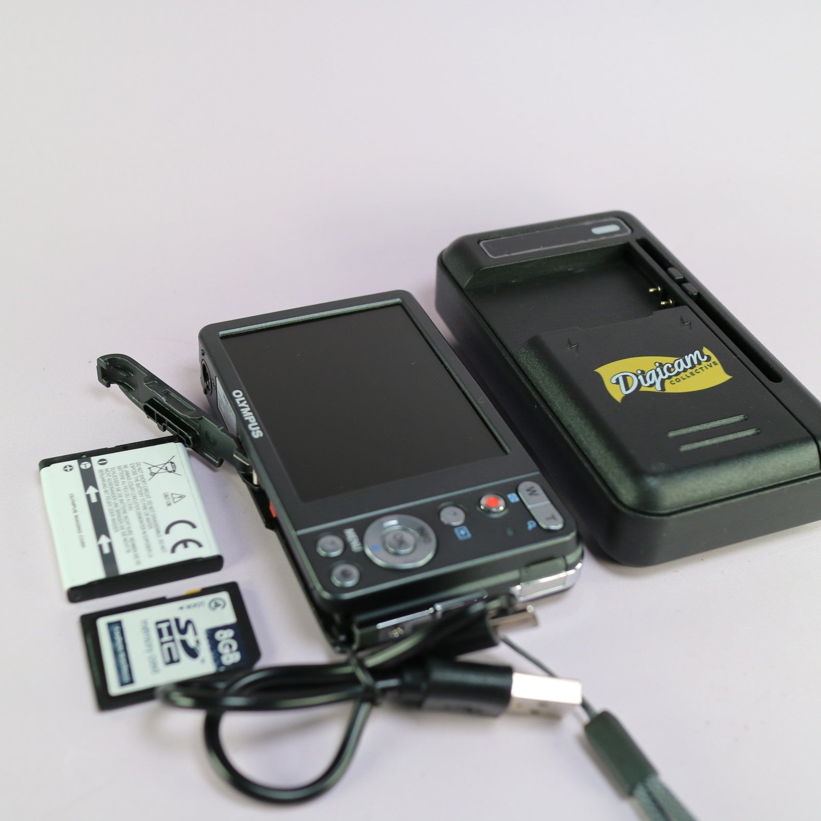Olympus Digital Camera VG-120 14.0MP Black Tested Full Working Set