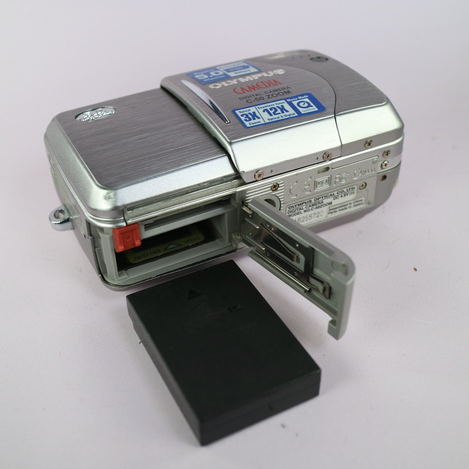 Olympus Digital Camera Camedia C-50 Zoom 5.0MP Silver Tested