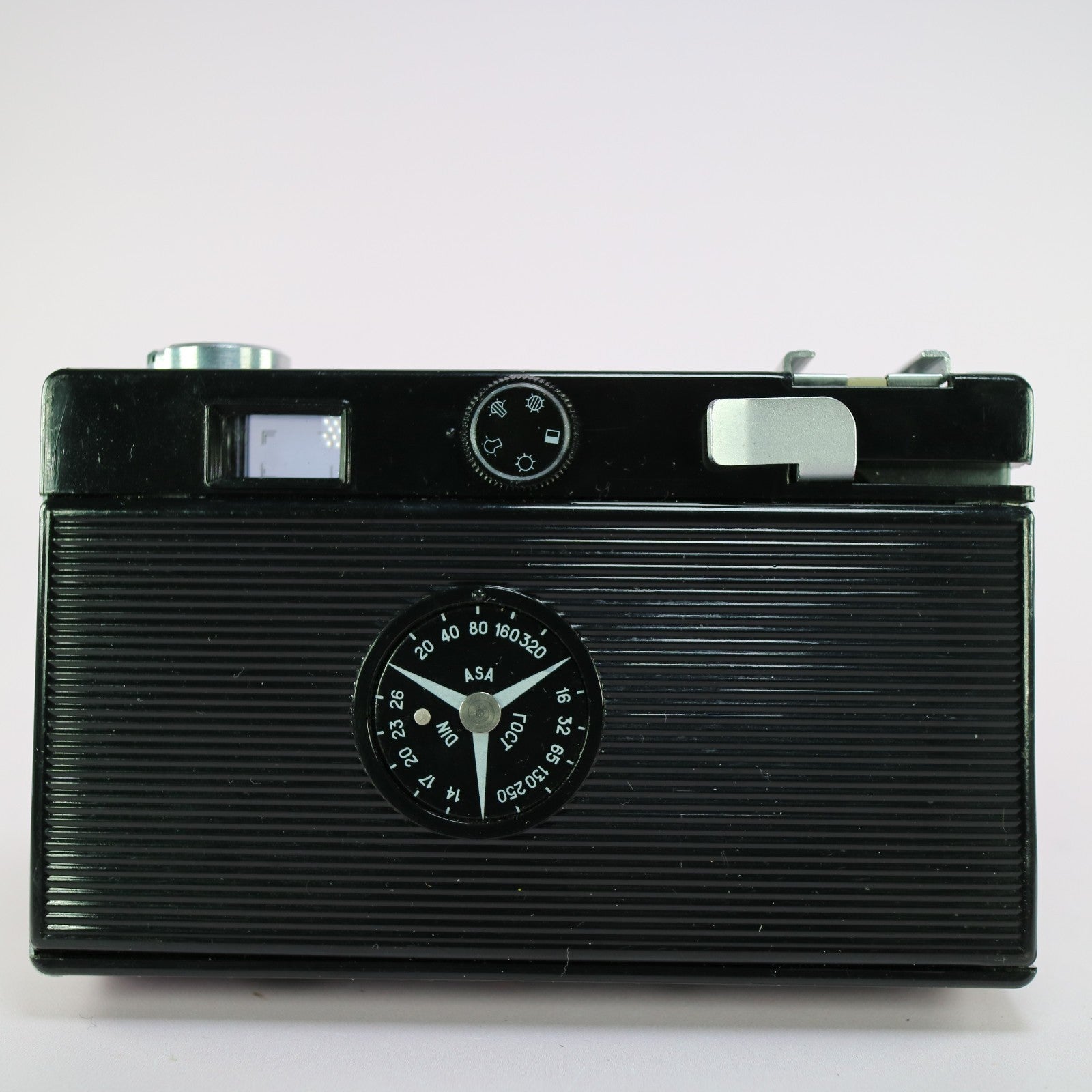 Belomo Viliya Auto 35mm Film Point and Shoot Camera Black Tested