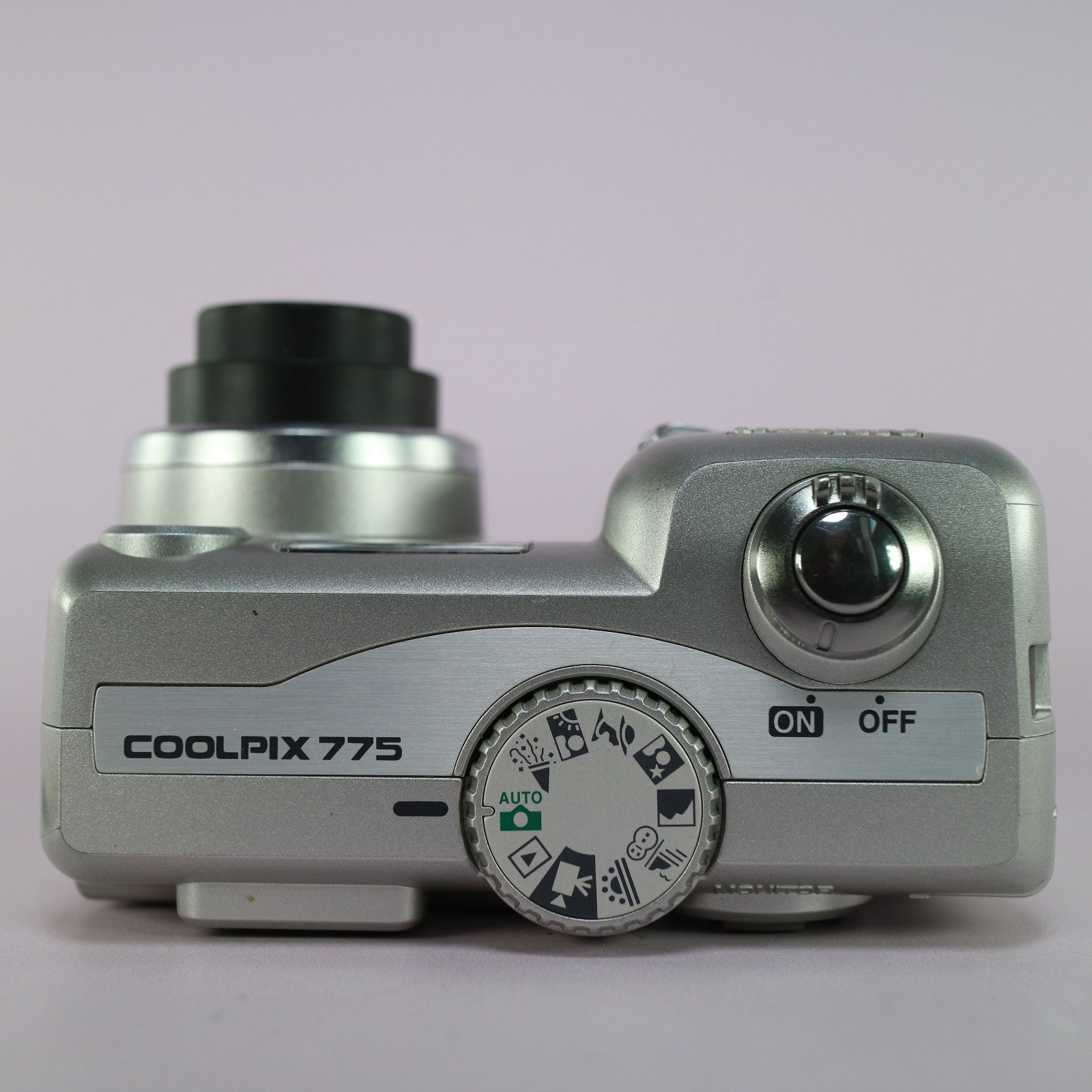 Nikon Digital Camera Coolpix 775 2.1MP Silver Tested