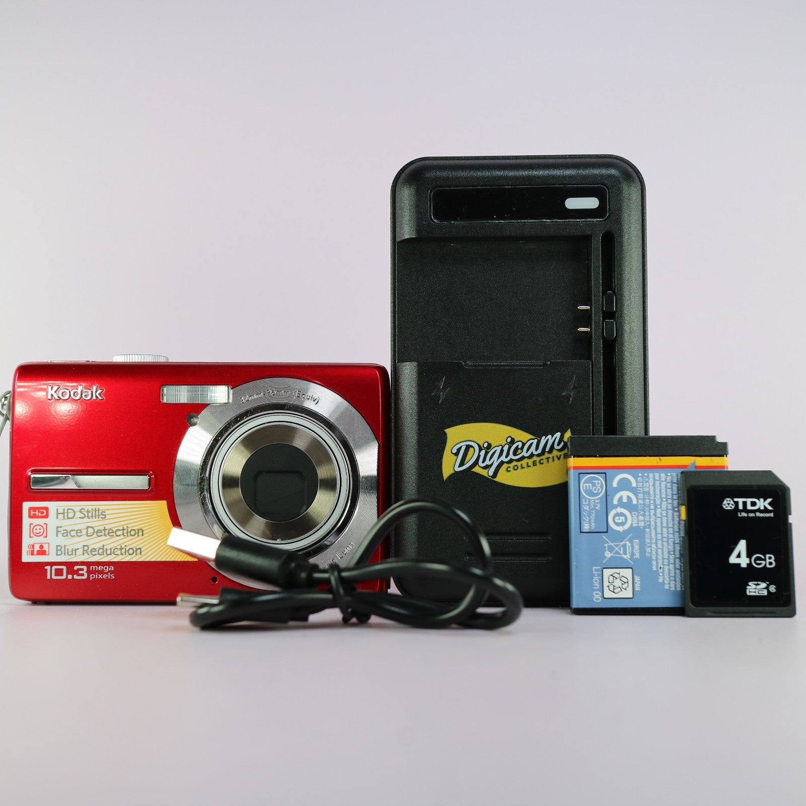 Kodak Digital Camera EasyShare MD1063 10.3MP Red Tested Full Working Set