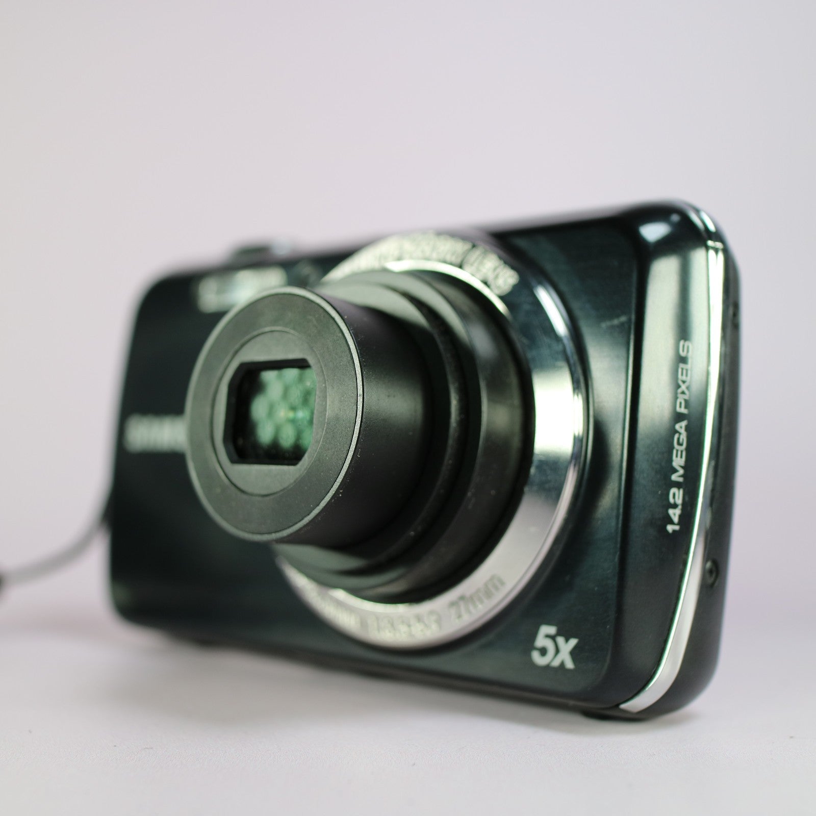 Samsung Digital Camera PL20 14.2MP Black Tested Full Working Set