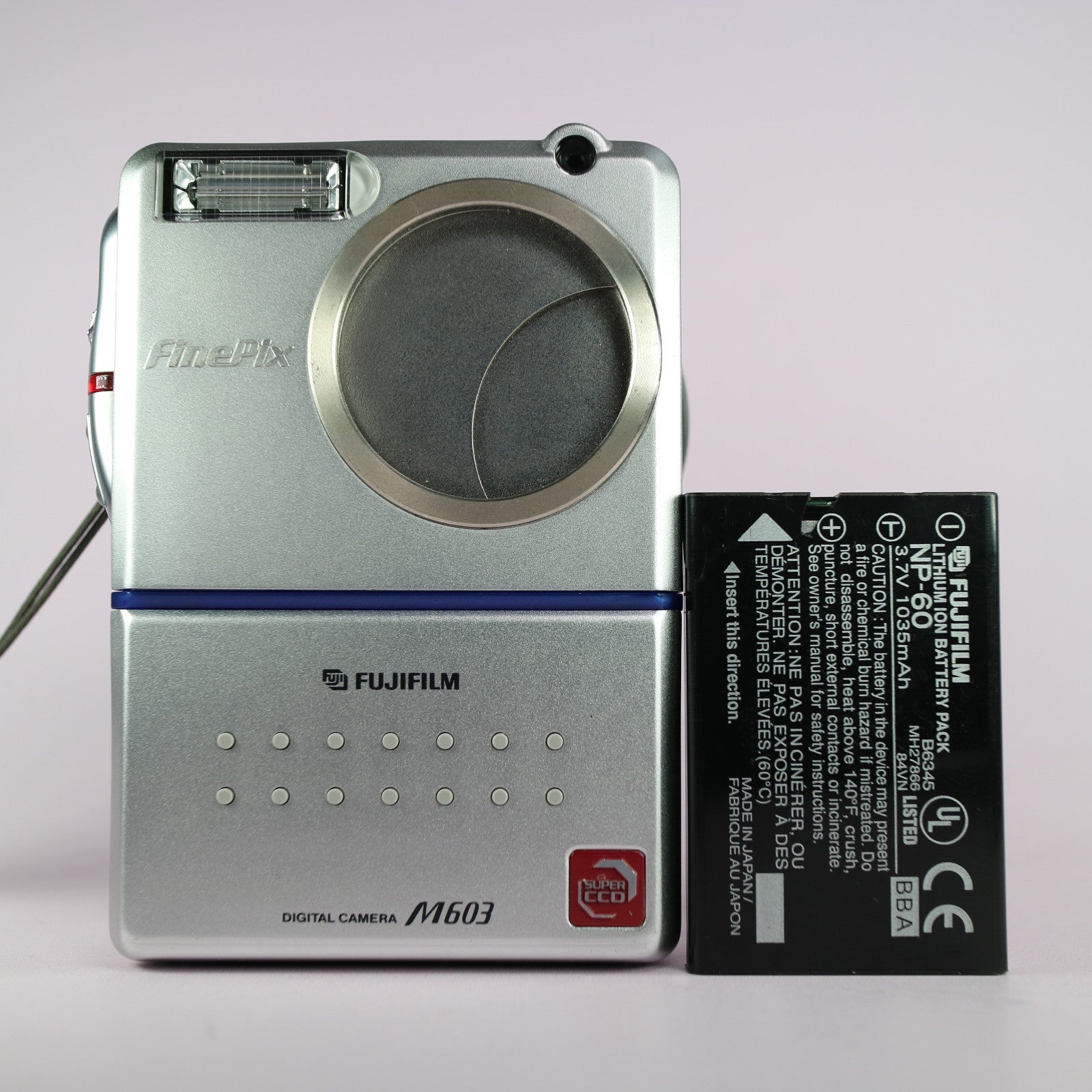 Fujifilm Digital Camera FinePix M603 3.1MP Silver Tested w/ Battery and Charger