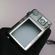 Olympus Digital Camera FE-230 7.1MP Silver Tested Full Set