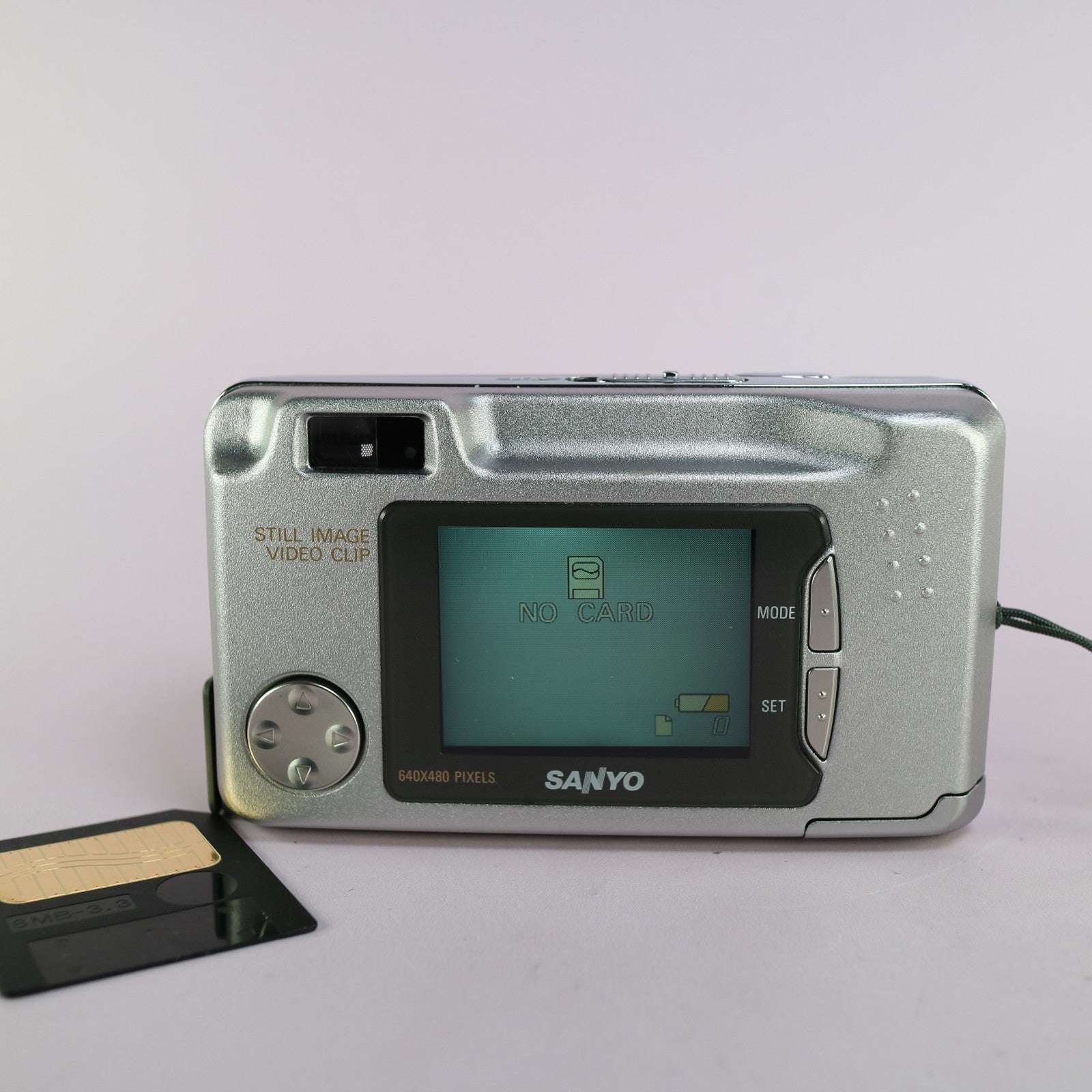 Sanyo Digital Camera VPC-G250 0.4MP Silver Tested w/ Smartmedia card