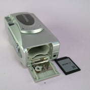 Traveler Digital Camera DC3000 3.3MP Silver Tested