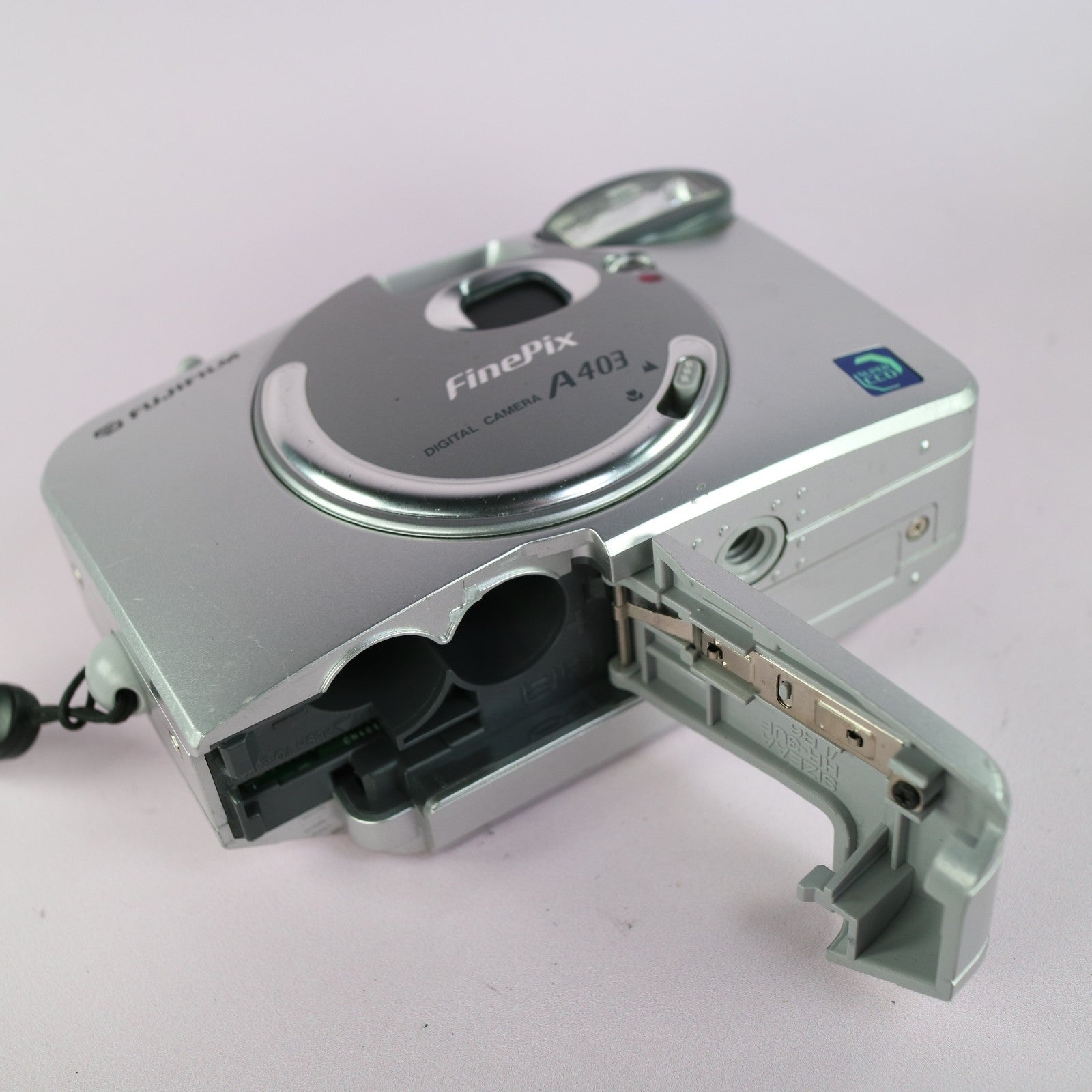 Fujifilm FinePix A403 2.1MP Compact Digital Camera Silver Tested