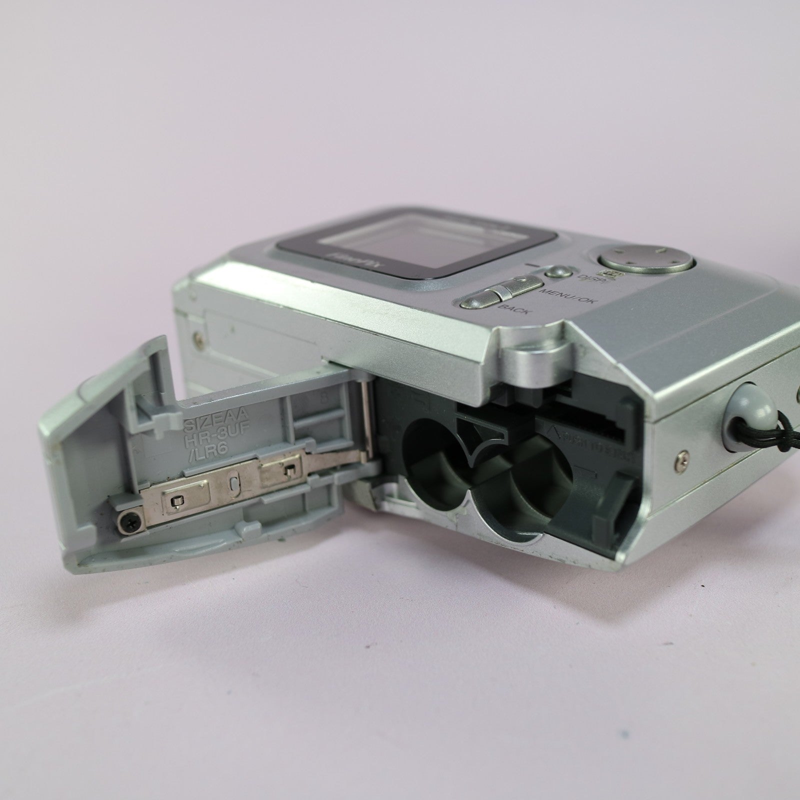 Fujifilm FinePix A202 2.0MP Compact Digital Camera Silver Tested