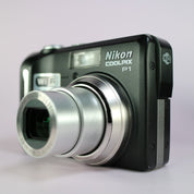 Nikon Digital WiFi Camera Coolpix P1 8.0MP Black Tested Full Working Set