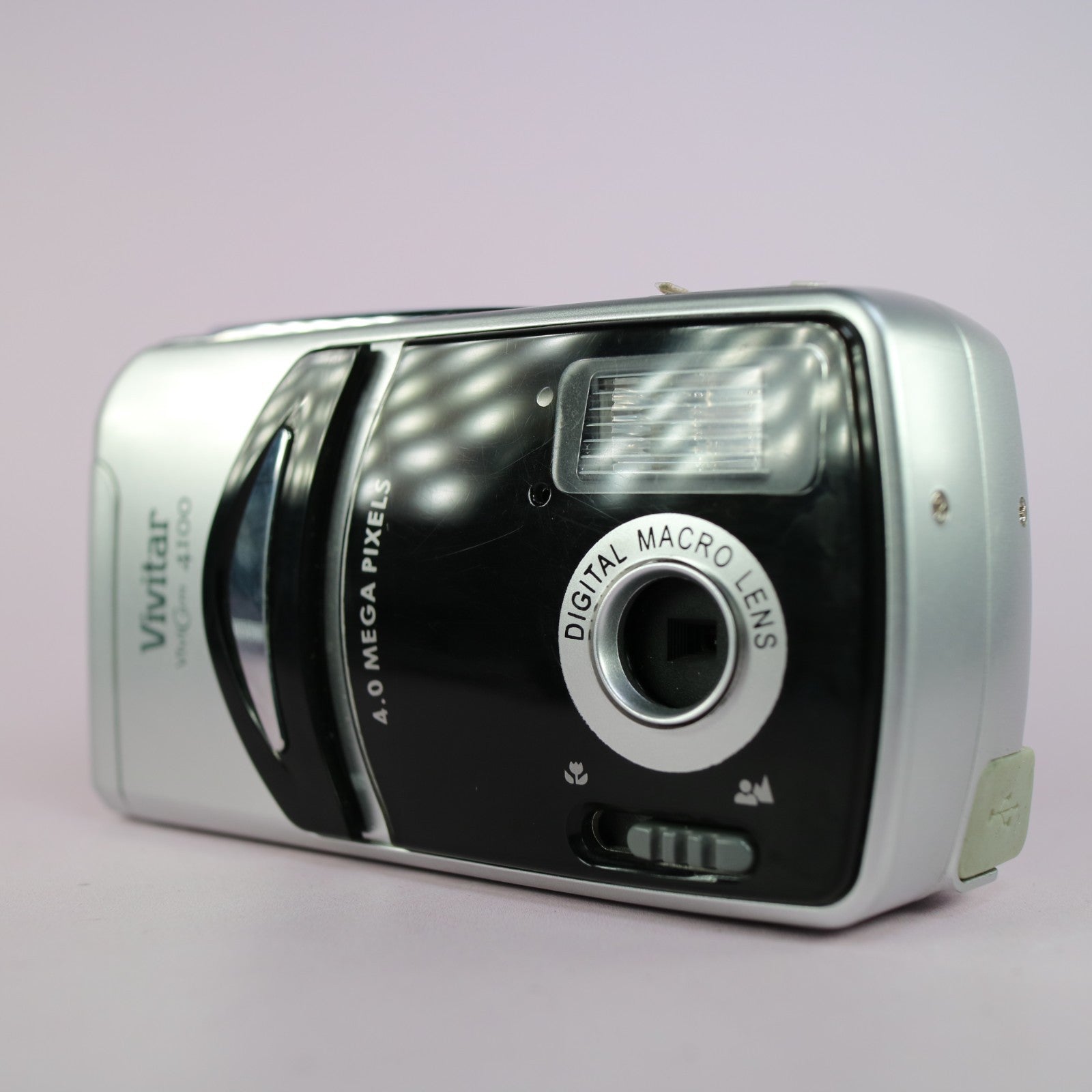 Vivitar Vivicam 4100 4.0MP Compact Digital Camera Black Tested