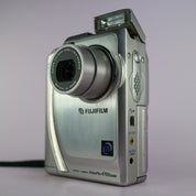 Fujifilm Digital Camera FinePix 4700 Zoom 2.4MP Silver Tested