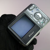 Nikon Digital Camera Coolpix L3 5.1MP Silver Tested