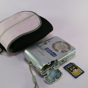 Nikon Digital Camera Coolpix L3 5.1MP Silver Tested
