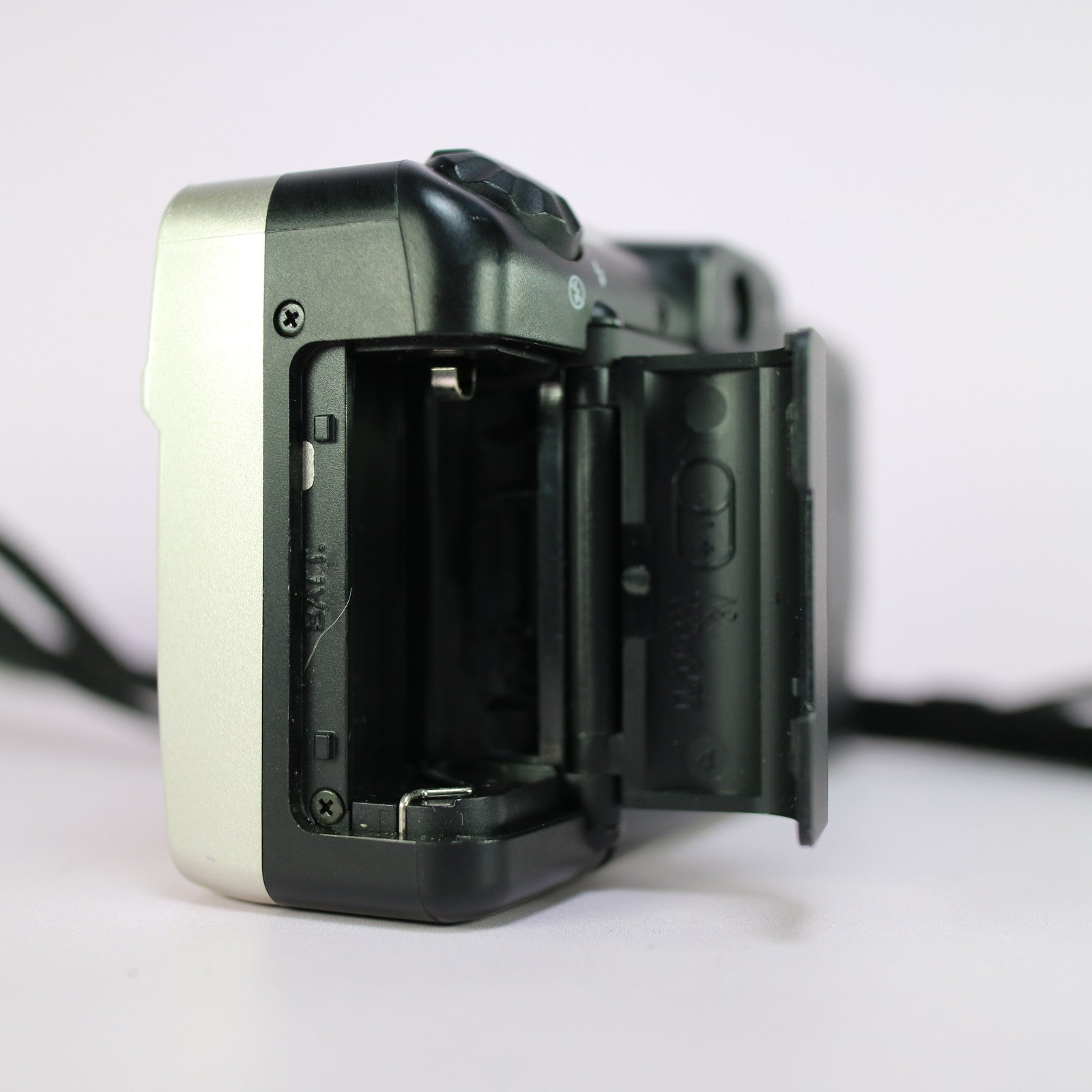 Canon Sure Shot 85 Zoom 35mm Film Point and Shoot Camera Silver Tested