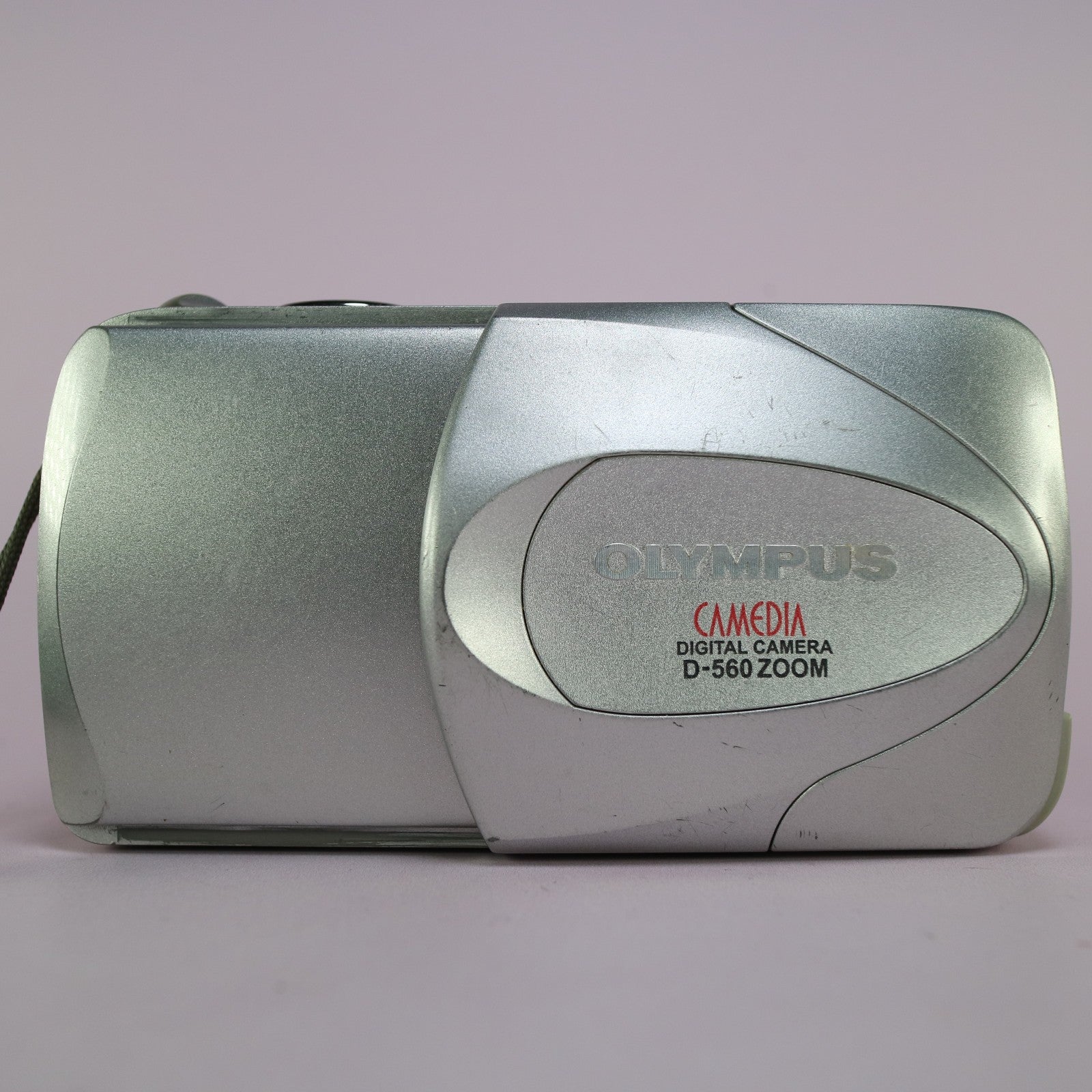 Olympus Digital Camera Camedia D-560 Zoom 3.2MP Silver Tested