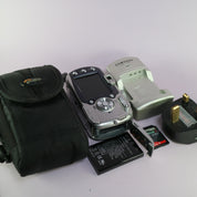 Samsung Digimax V700 7.1MP Compact Digital Camera Blue Tested Full Working Set
